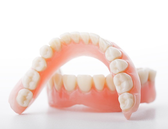 Set of full dentures