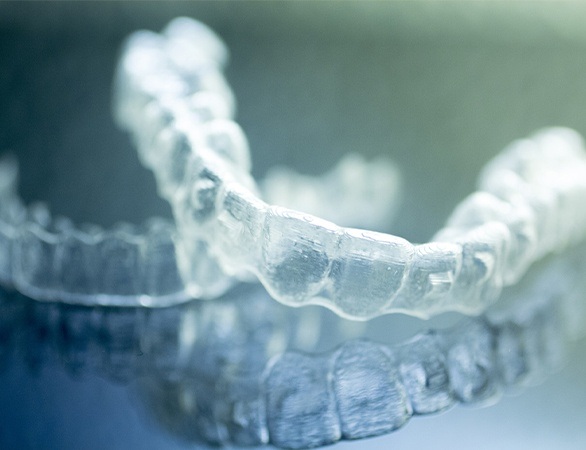Set of clear aligners